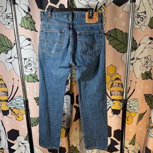 Men's Levi's 31 width x 32 length 505 jeans.